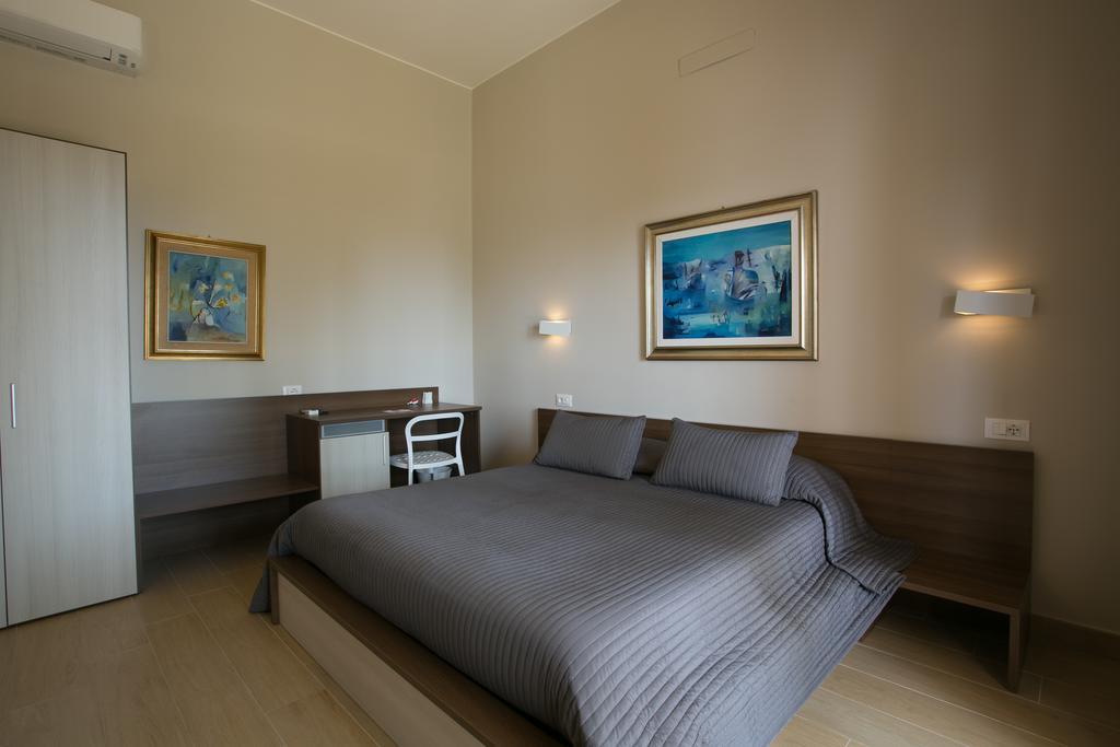 Temenos Villa By Ortigiaapartments Syracuse Eksteriør bilde